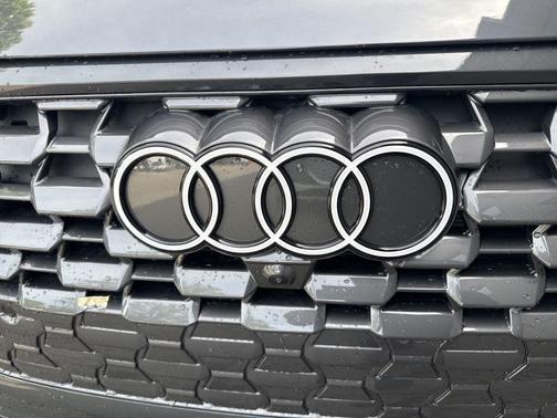 2025 Audi Q5 2.0T quattro Premium