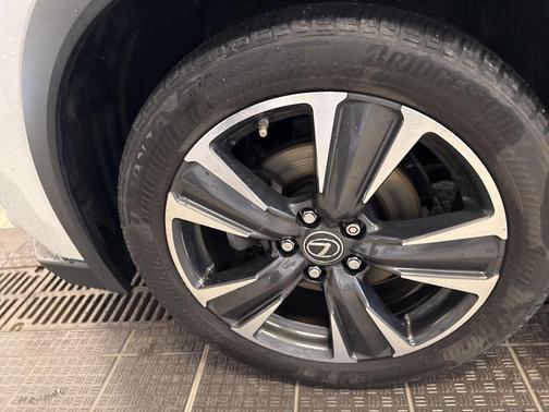 2020 Lexus UX 250h Base