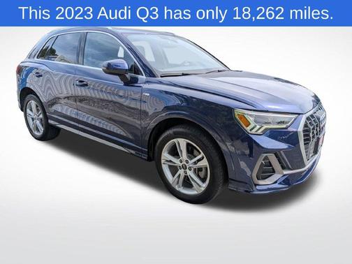 Navarra Blue Metallic 2023 Audi Q3 45 S line Premium