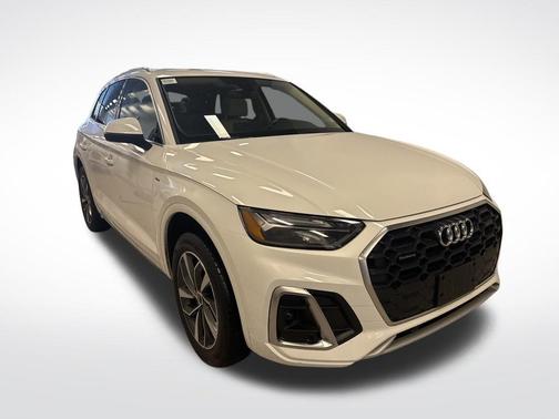 2022 Audi Q5 45 S line quattro Premium