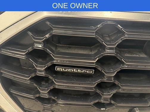 2022 Audi Q5 45 S line quattro Premium