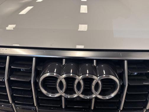2023 Audi Q3 45 S line Premium