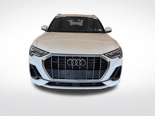 2025 Audi Q3 45 S line Premium