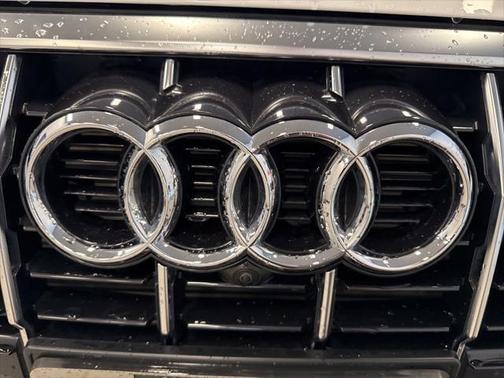 2024 Audi Q3 Premium Plus 45 TFSI S line quattro Tiptronic