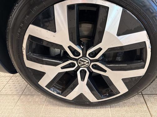 2022 Volkswagen Taos 1.5T SEL