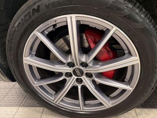 2025 Audi SQ5 3.0T Premium Plus