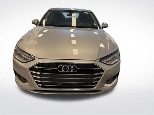 2022 Audi A4 Premium 40 TFSI quattro S tronic