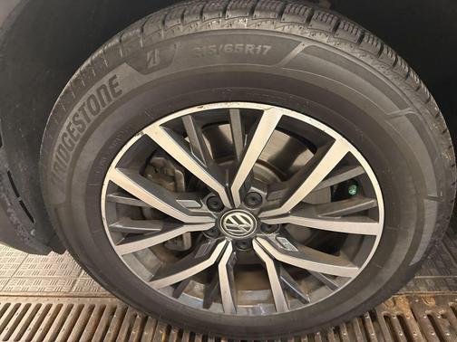2019 Volkswagen Tiguan 2.0T SE