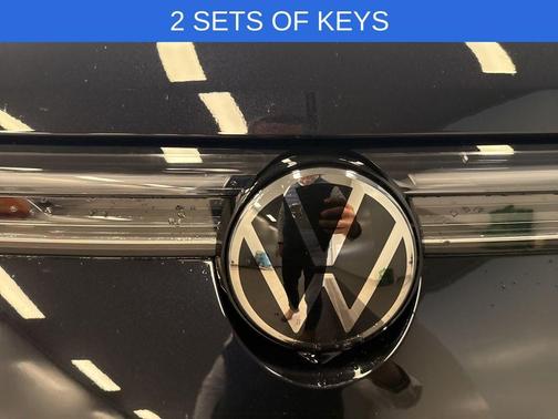 2025 Volkswagen Taos 1.5T SE Black