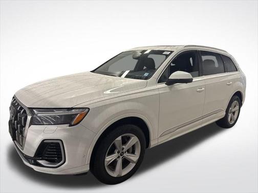 2025 Audi Q7 Premium 45 TFSI quattro Tiptronic