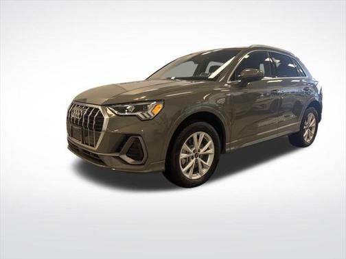 2024 Audi Q3 Premium 45 TFSI S line quattro Tiptronic
