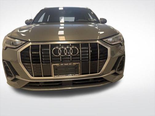 2024 Audi Q3 Premium 45 TFSI S line quattro Tiptronic