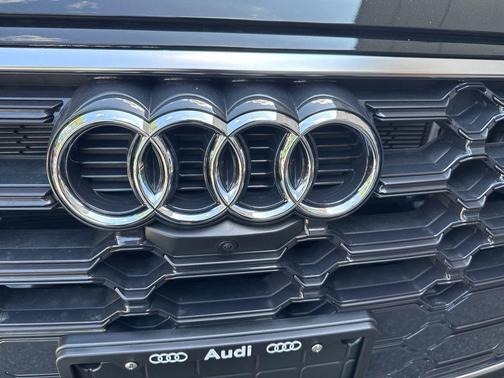 2025 Audi Q5 55 S line quattro Premium