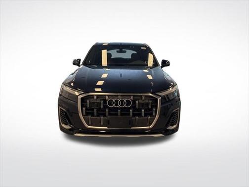 2025 Audi Q7 Premium 45 TFSI quattro Tiptronic