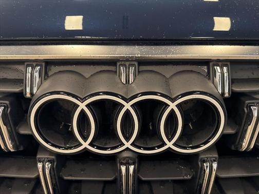 2025 Audi Q7 Premium 45 TFSI quattro Tiptronic