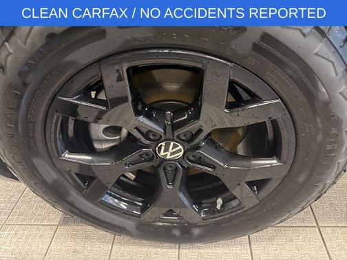 2025 Volkswagen Atlas 2.0T Peak Edition