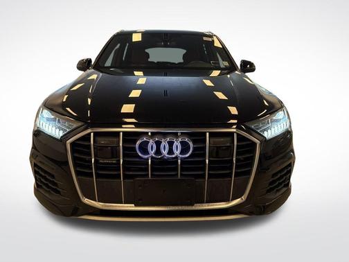 2023 Audi Q7 55 Premium
