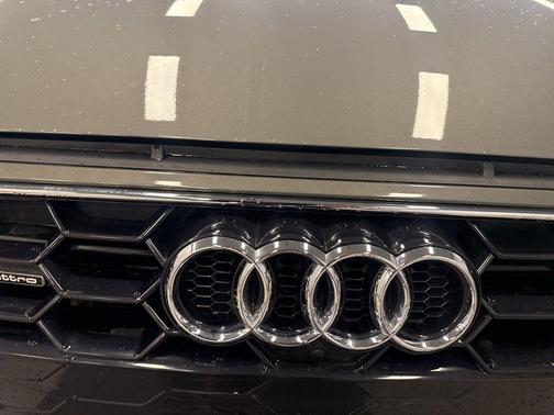 2023 Audi A4 45 S line Premium Plus