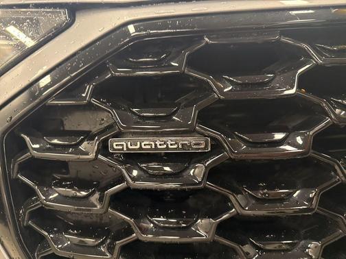 2023 Audi Q5 45 S line quattro Premium