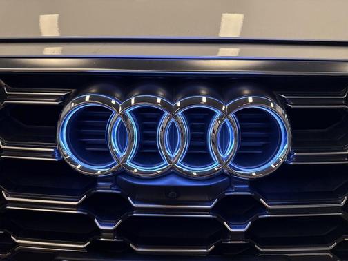 2023 Audi SQ5 3.0T Premium Plus