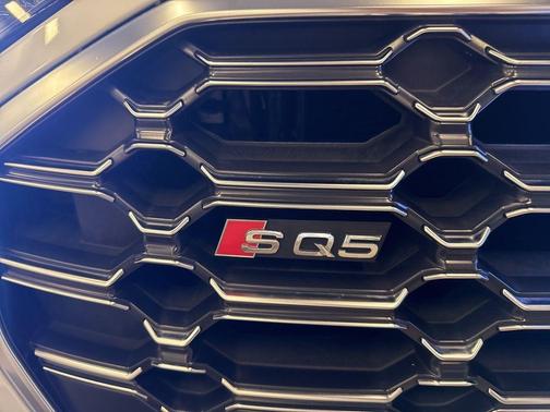2023 Audi SQ5 3.0T Premium Plus