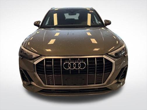 2022 Audi Q3 Premium 45 TFSI S line quattro Tiptronic