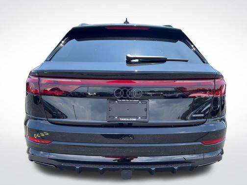 2025 Audi Q8 55 Premium