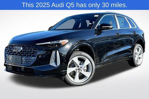 Mythos Black Metallic 2025 Audi Q5 2.0T quattro Premium