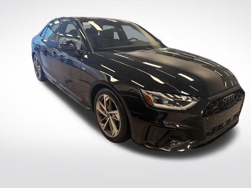 2023 Audi A4 45 S line Premium Plus