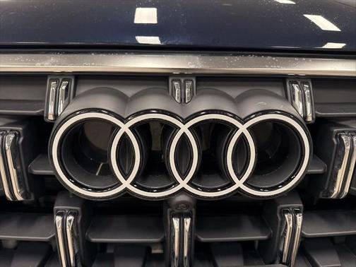 2025 Audi Q7 Premium 45 TFSI quattro Tiptronic