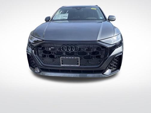 2025 Audi Q8 55 Premium