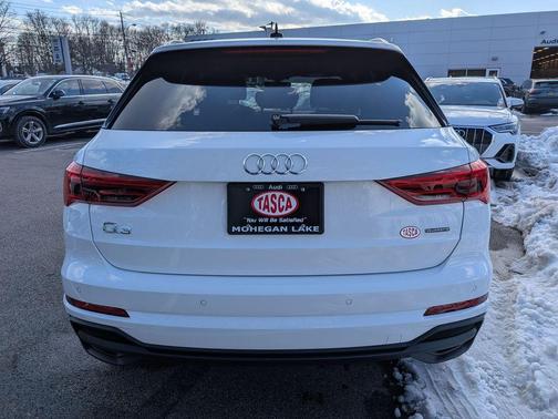 2025 Audi Q3 45 S line Premium