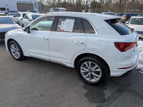2025 Audi Q3 45 S line Premium