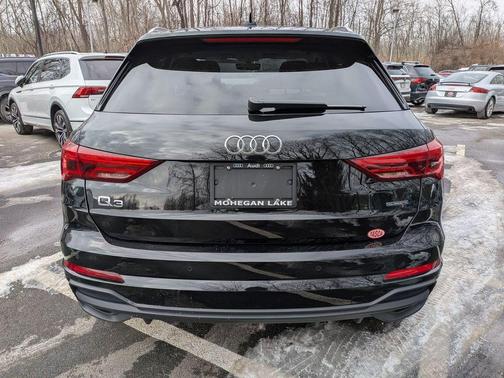 2025 Audi Q3 45 S line Premium