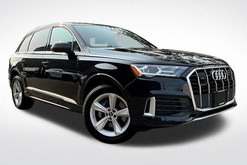 2023 Audi Q7 45 Premium