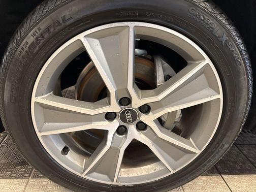 2025 Audi Q5 45 S line quattro Premium