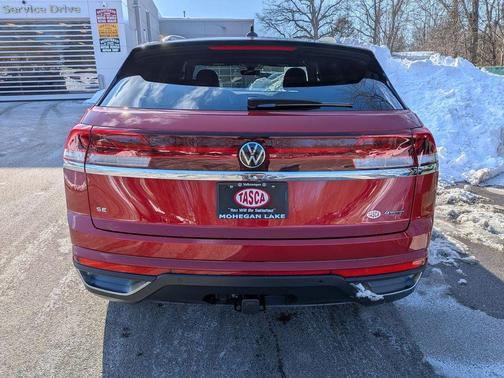 2025 Volkswagen Atlas Cross Sport 2.0T SE w/Technology