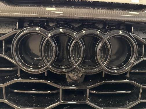 2024 Audi RS Q8 TFSI quattro Tiptronic