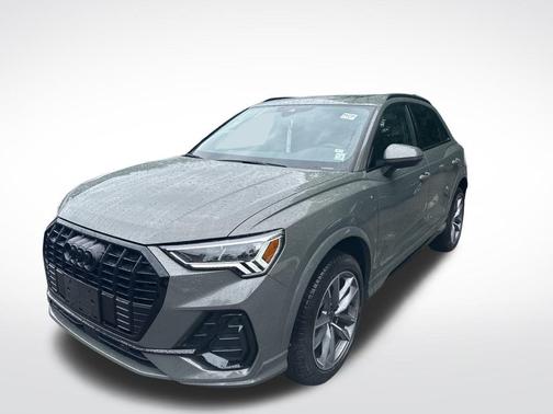 2025 Audi Q3 45 S line Premium