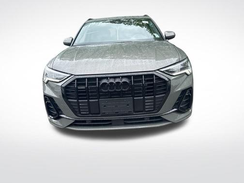 2025 Audi Q3 45 S line Premium