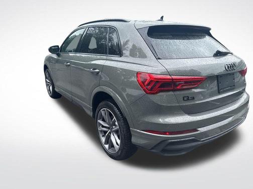 2025 Audi Q3 45 S line Premium