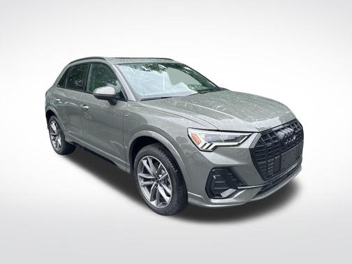 2025 Audi Q3 45 S line Premium