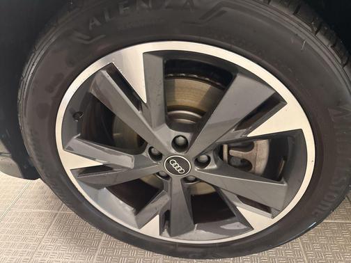 2022 Audi Q4 e-tron 50 Prestige