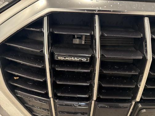 2025 Audi Q3 45 S line Premium