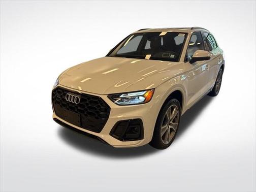 2025 Audi Q5 Premium 45 TFSI S line quattro