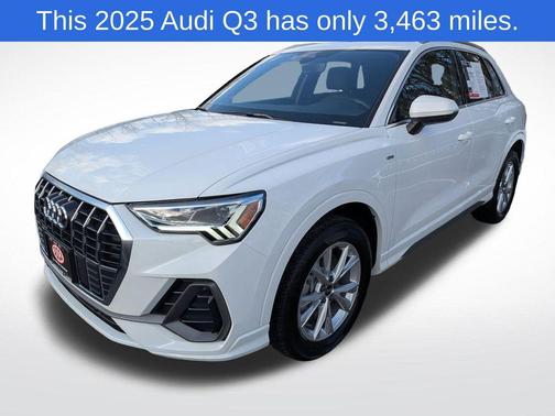 2025 Audi Q3 45 S line Premium