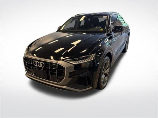 2023 Audi Q8 Premium Plus 55 TFSI quattro Tiptronic
