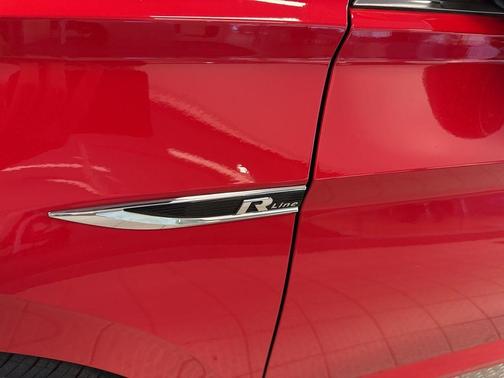 2021 Volkswagen Jetta 1.4T R-Line