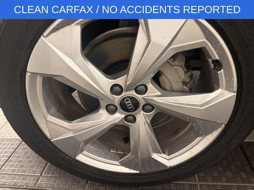 2023 Audi Q5 45 S line quattro Premium