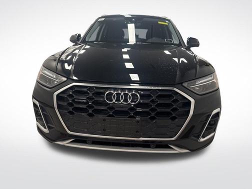 2023 Audi Q5 45 S line quattro Premium
